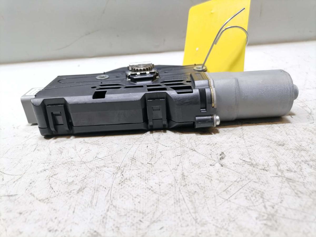 Mitsubishi Eclipse Cross GL3W original Schiebedachmotor Bj.2023